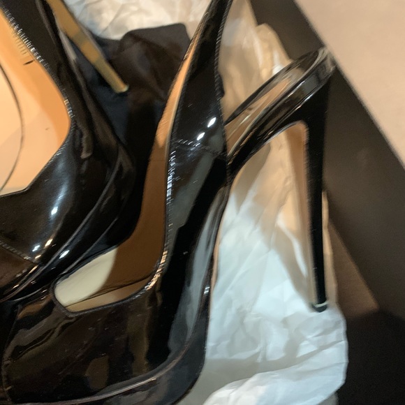 Nicholas Kirkwood Patent Leather Heel - Picture 3 of 9